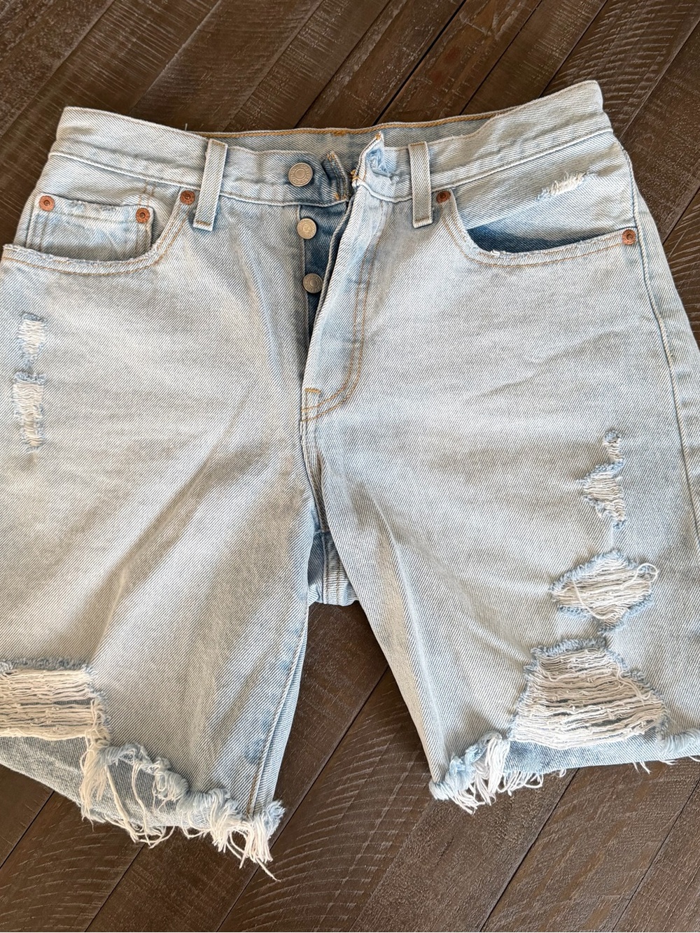 Levi's Light Blue Denim Jeans with Tan Stitching and White Label